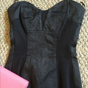 Bebe black strapless dress sz 0