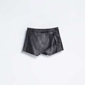 Zara faux leather skort