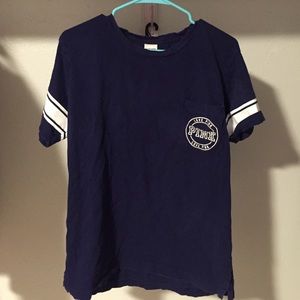 PINK Victoria's Secret t-shirt