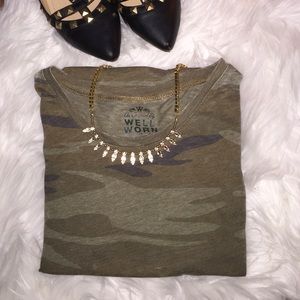 💪🏽 Army Print Muscle Tee