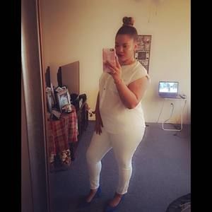 Meet your Posher, Alexandra