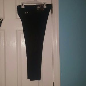 Nike Legend Black Leggings