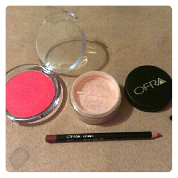 OFRA Cosmetics Bundle