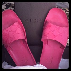 Gucci rubber slides size 10