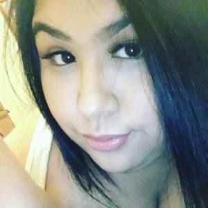 Meet your Posher, Cynthia