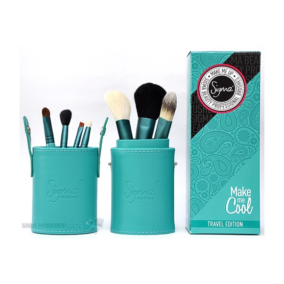 Sigma Brushes