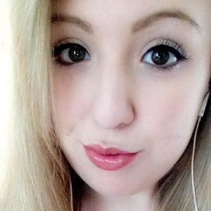 Meet your Posher, Holly