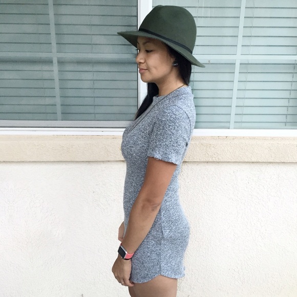 SOLD in Bundle // Gray Knit Dress - Picture 2 of 4