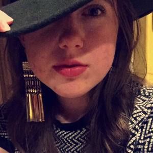 Meet your Posher, Courtney