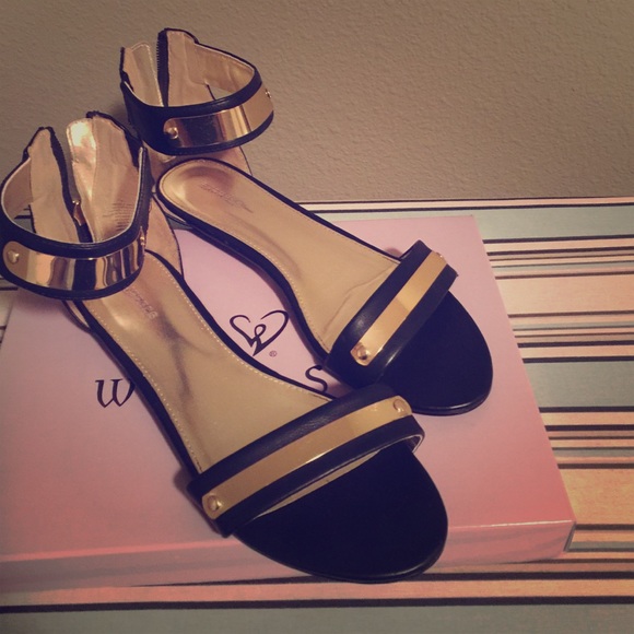 Dressy Express Sandals!!
