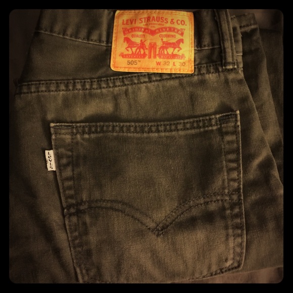 Levi 505 w32L30 men's charcoal pants