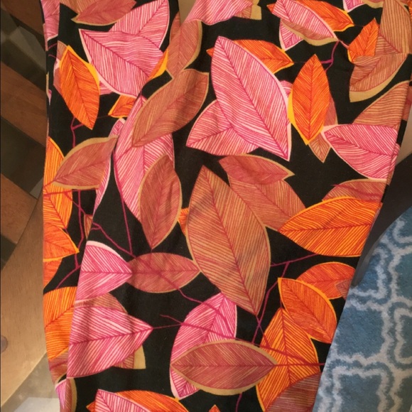 OS leaf leggings lularoe