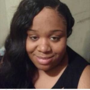 Meet your Posher, Regina