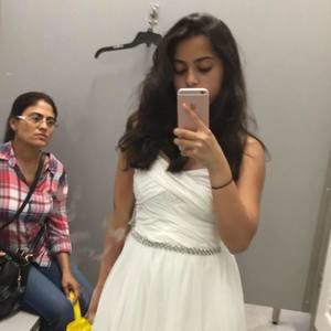 Meet your Posher, Ananya