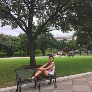 Meet your Posher, Raily