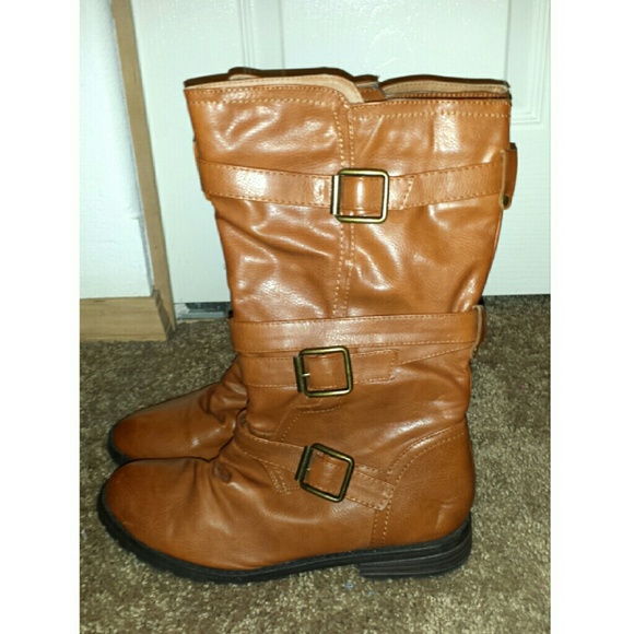 Cognac buckle combat boots