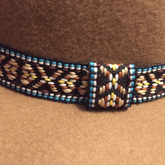 Chic beach hat - Picture 2 of 2