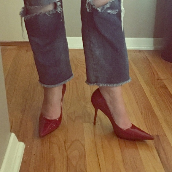 Additional pictures of BCBG Red Striped Heels