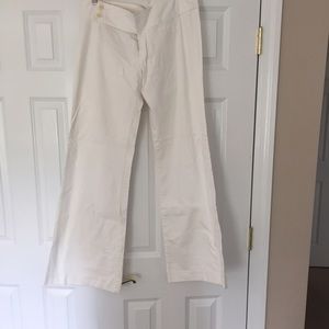 Abercrombie & Fitch white pants