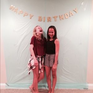 Meet your Posher, Emily