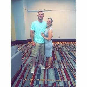 Meet your Posher, Aisha