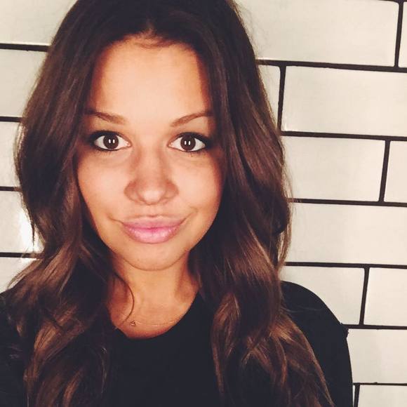 Meet your Posher, Kelly