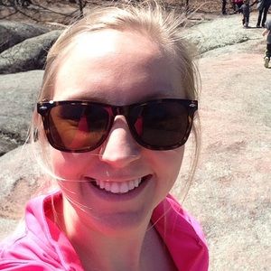 Meet your Posher, Erin