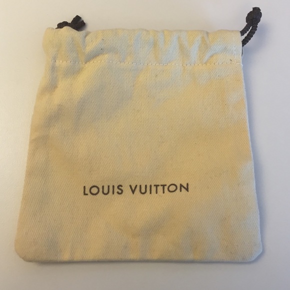AUTHENTIC Louis Vuitton pouch