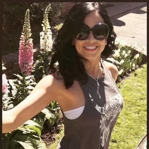 Meet your Posher, Linette