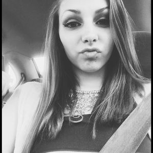 Meet your Posher, Meredith