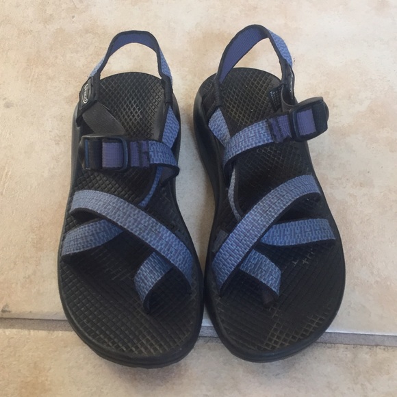 Chacos size 6