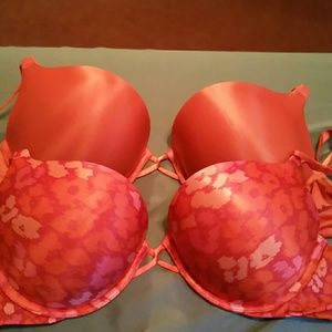 Victoria's Secret Bombshell Plunge