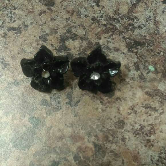Flower earrings