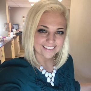 Meet your Posher, Lizzie