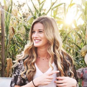 Meet your Posher, Katelyn