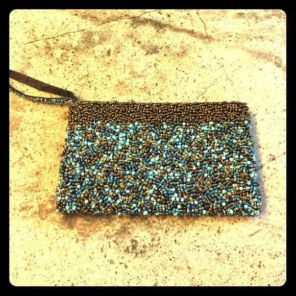 Adorable beaded wristlet.