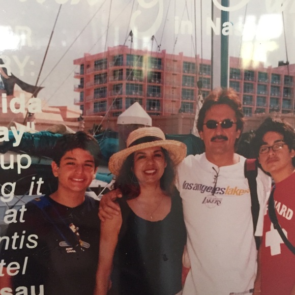 Meet your Posher, Saritza