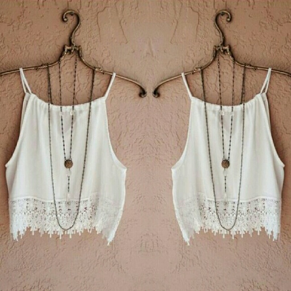 Summer lace halter crop top