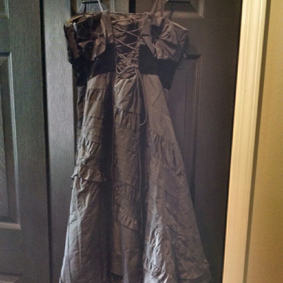 Sold - Picture 2 of 3