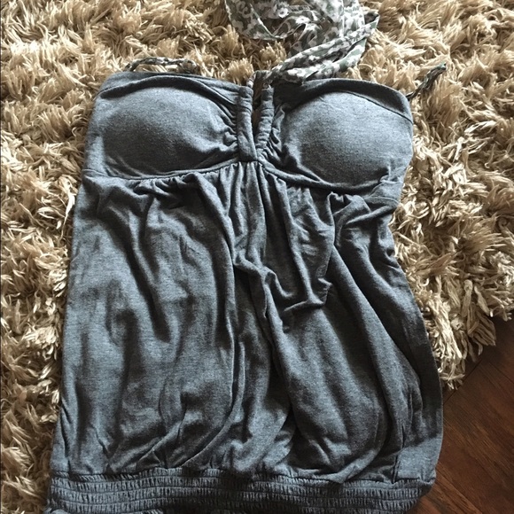 Gray tank