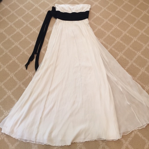 SOLD‼️ BCBGMaxAzria long cocktail dress