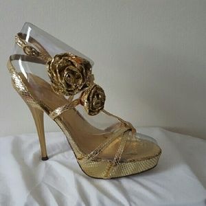 Fahrenheit Sexy Rose accent Strappy Heels