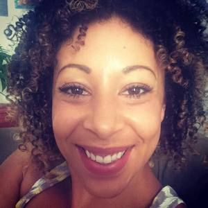 Meet your Posher, Kendra