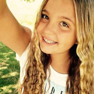 Meet your Posher, Arissa