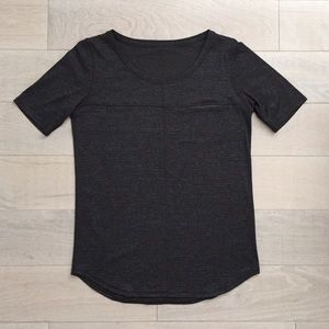 (nwot) lululemon Run Away Tee