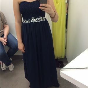 Gorgeous Navy Blue Prom Dress!