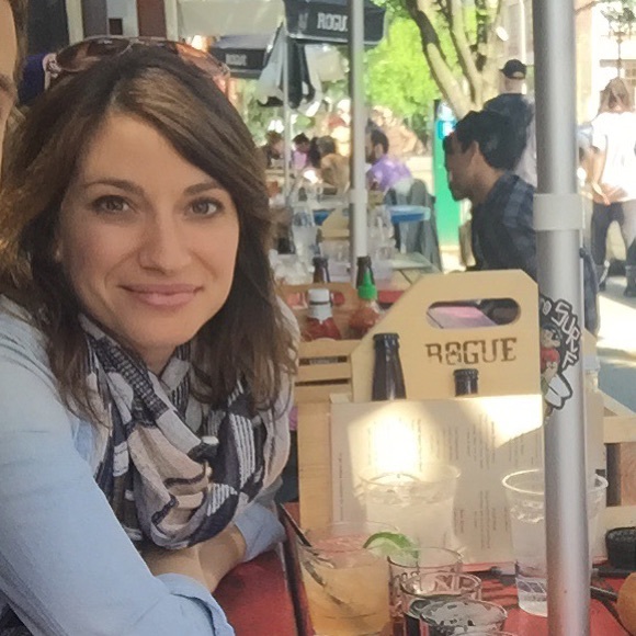 Meet your Posher, Julia