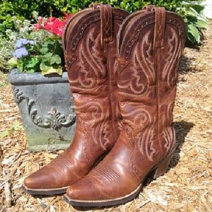 Ariat cowgirl boots!
