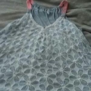 Sz lrg xhiliration lace flowers tank??