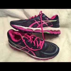 NEW ASICS Women's GEL-Kayano 22 running shoes 9M